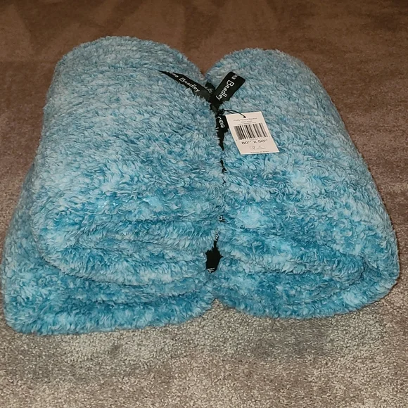NWT Vera Bradley Teal Fluffy Fleece Blanket - Picture 3 of 3